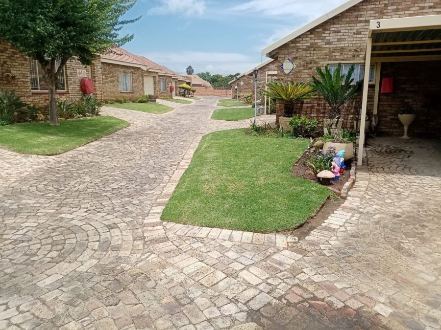 To Let 2 Bedroom Property for Rent in Parys Free State